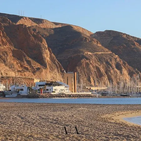 公寓 Encantador Con Garaje En Aguadulce *